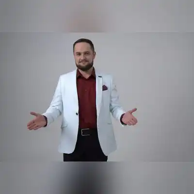 康雅雯